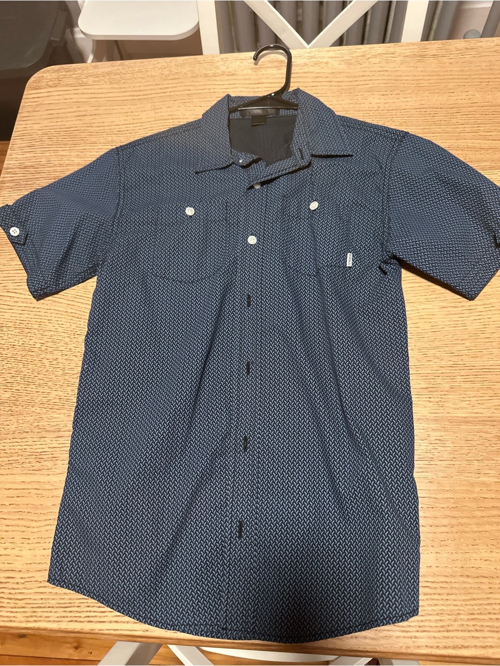 Men's Short-Sleeve Button-Up Shirt - Navy Geo Print